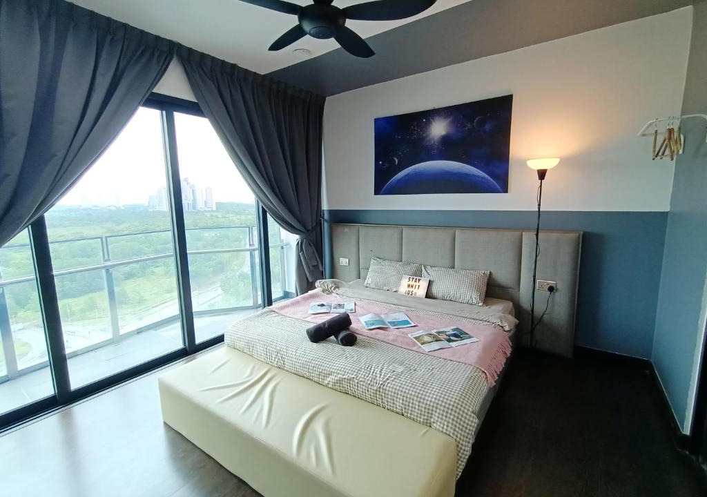 Nusajaya Apartment | Almas Suites 알마스 스위트 갤럭시 스페이스 넷플릭스 바 STAY
