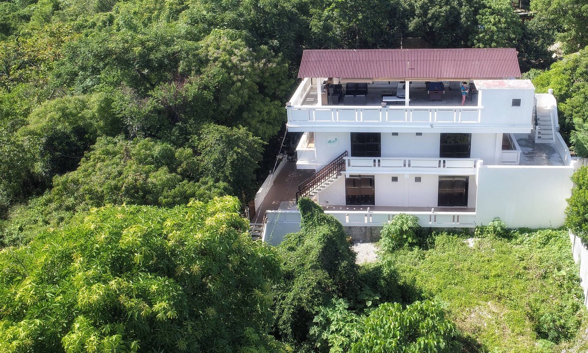 Balabag House | Aloe de Diniwid
