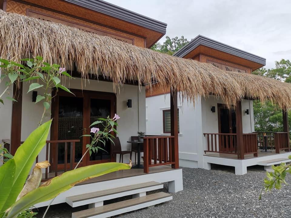 Tawala Resort | Alona Vikings Lodge 2