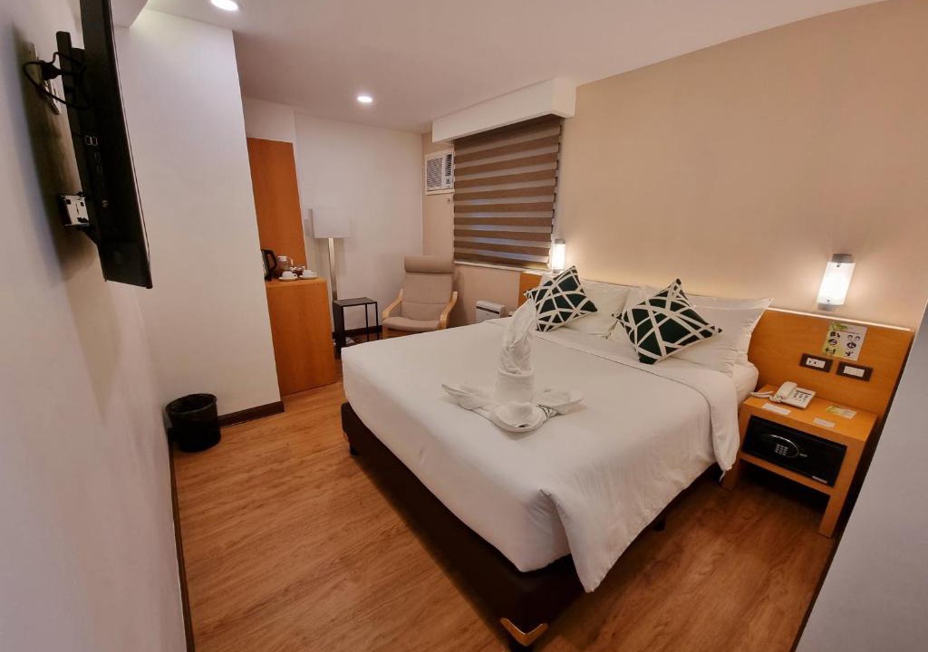 Puerto Princesa City Centre Hotel | ALVEA HOTEL