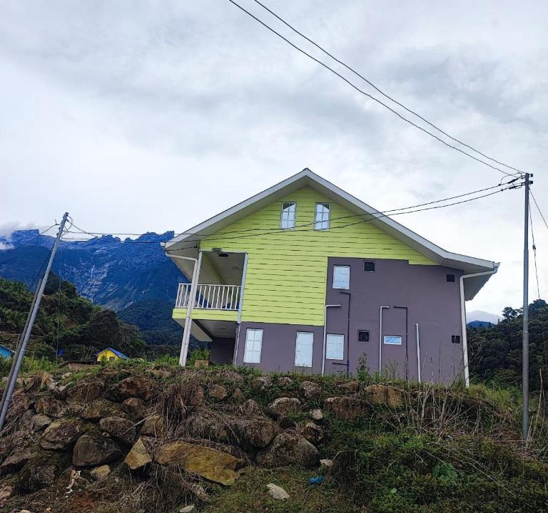 Kundasang House | Alwani Mesilou Homestay Kundasang