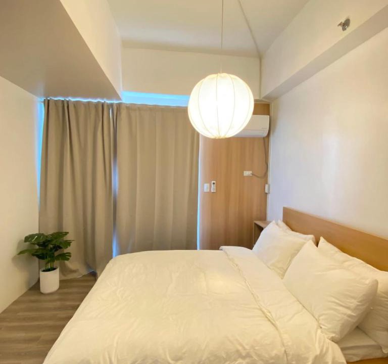 Mactan Export Processing Zone Hotel | Amani Grand Resort, 1 BR, Near Mactan Airport, Hot shower, 4 pax