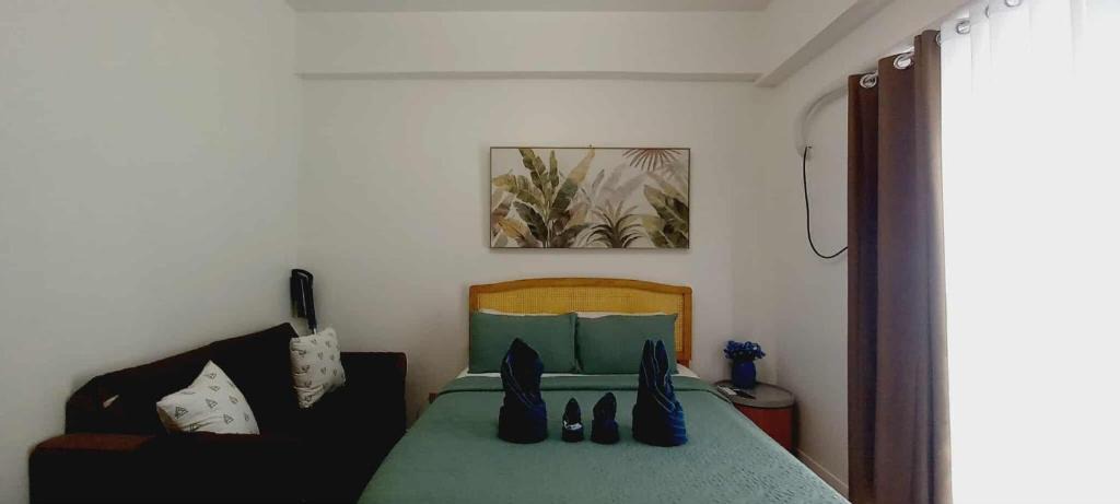 Mactan Export Processing Zone Apartment | Amani Grand Resort and Residences - Pool View Room 333B Free wifi, netflix, pool and gym house, 3mins to Mactan Cebu International Airport