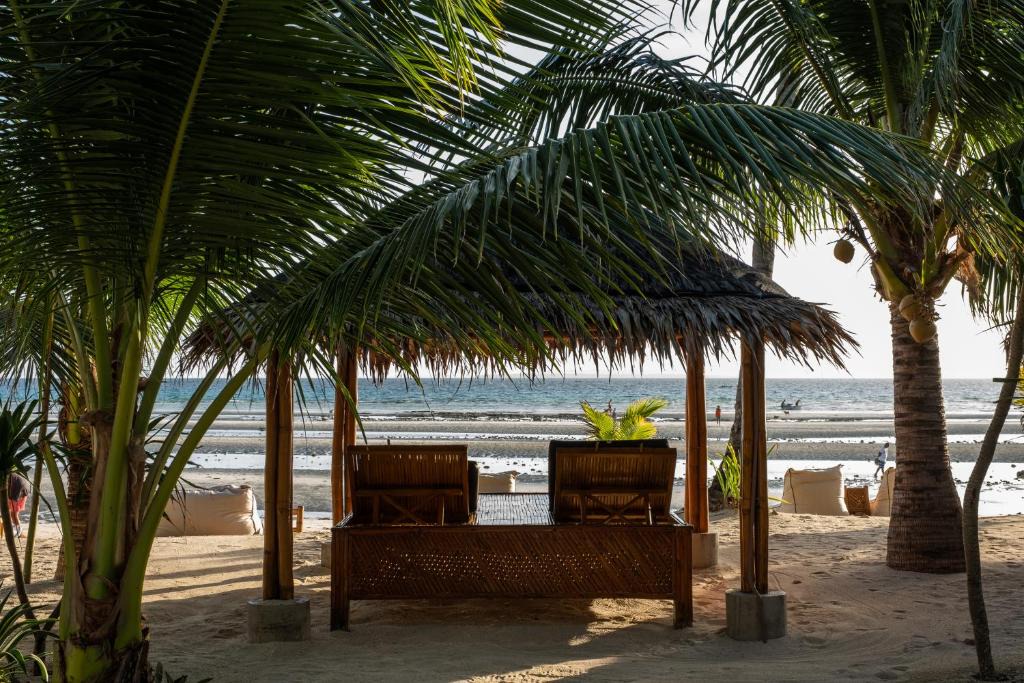 Santa Fe Resort | Amihan Beach Cabanas