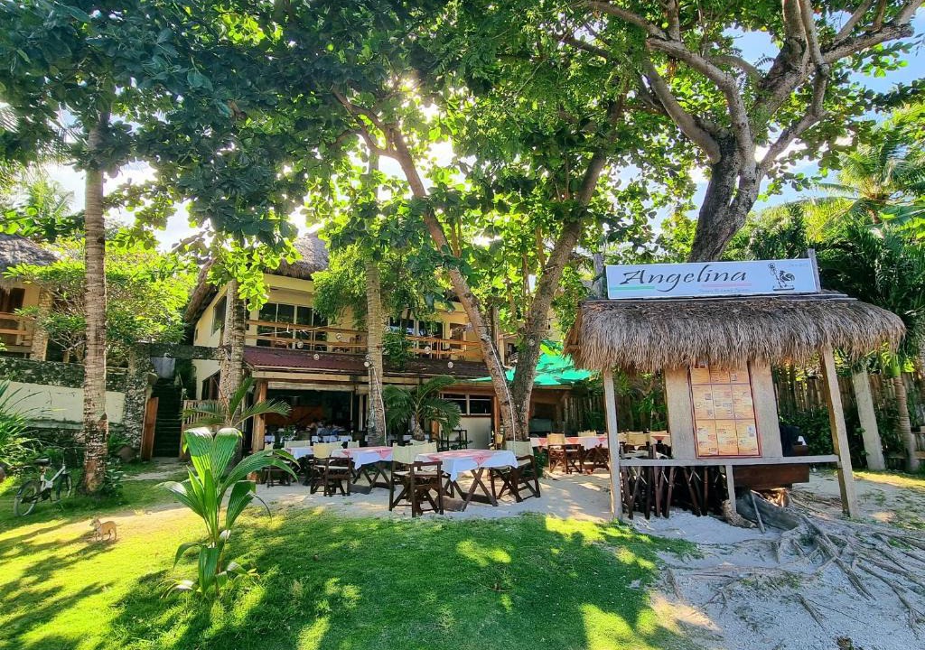 Logon Resort | Angelina Beach Resort & Italian Restaurant Malapascua