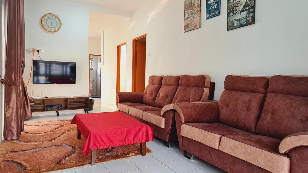 Banting House | Anjung KLIA House 72 With Neflix
