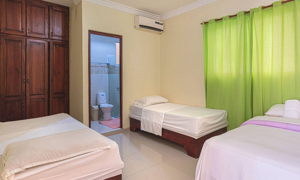 Corales del Sur Apartment | Apartamento familiar de 1 dormitorio con balcón a 15 minutos del aeropuerto.