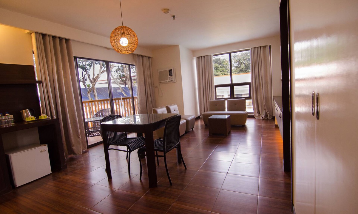 Opol Hotel | Apple Tree Resort and Hotel
