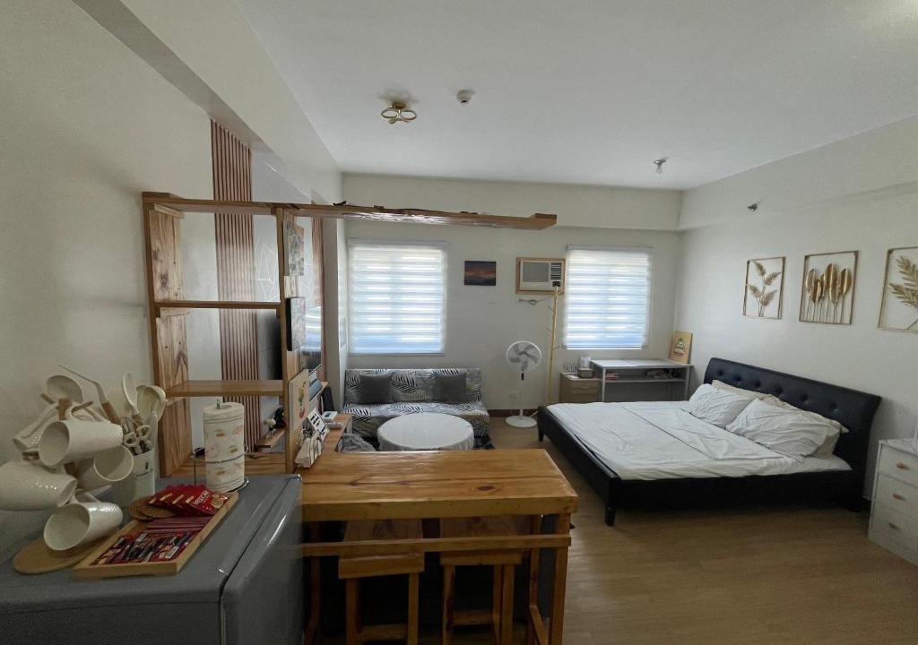 Trece Martires Hotel | Aras Solace Place