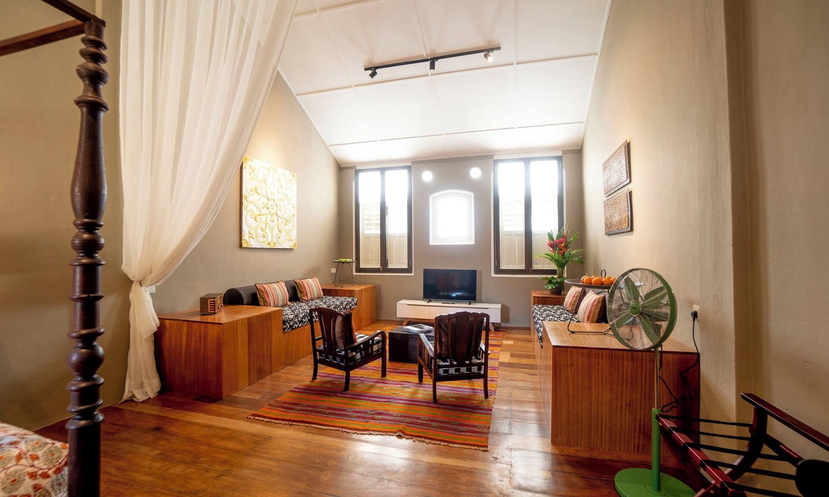 Historic George Town House | Argus Residence - Carter