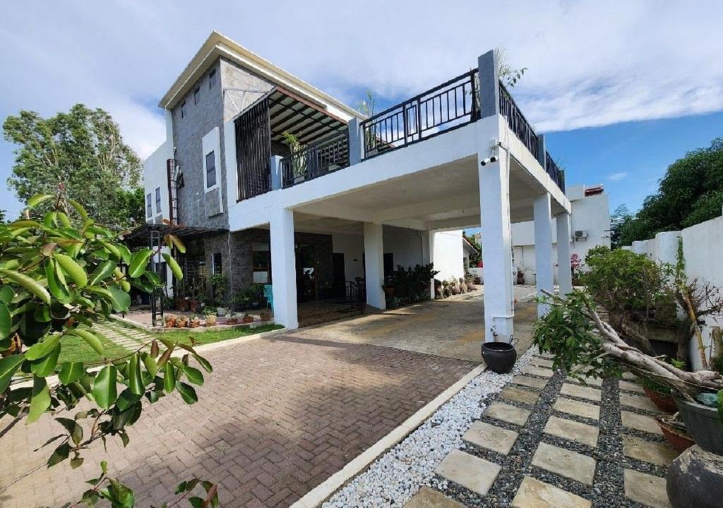 San Nicolas Apartment | at the ALs Place