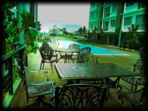 Pusat Komersil Lee Ling House | AWAFAHOMESTAY