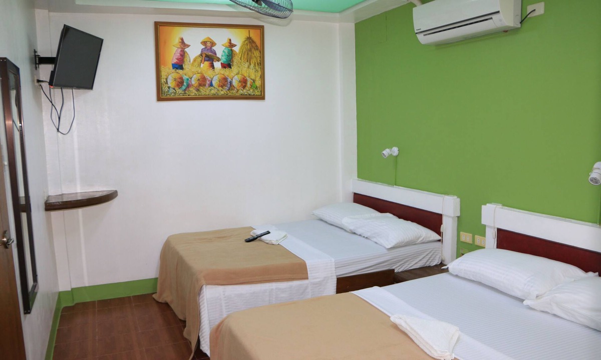 Puerto Galera Resort | BADLADZ Beach & Dive Resort - Deluxe Room