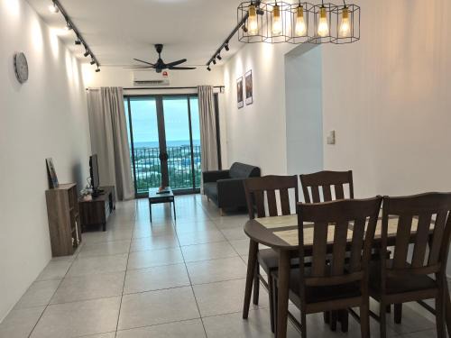 Kampung Masjid Timah Apartment | Bahagia Family House in Meritus