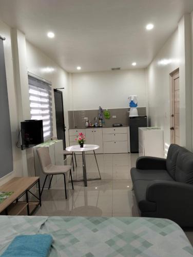 Badian House | Balabagon, studio room