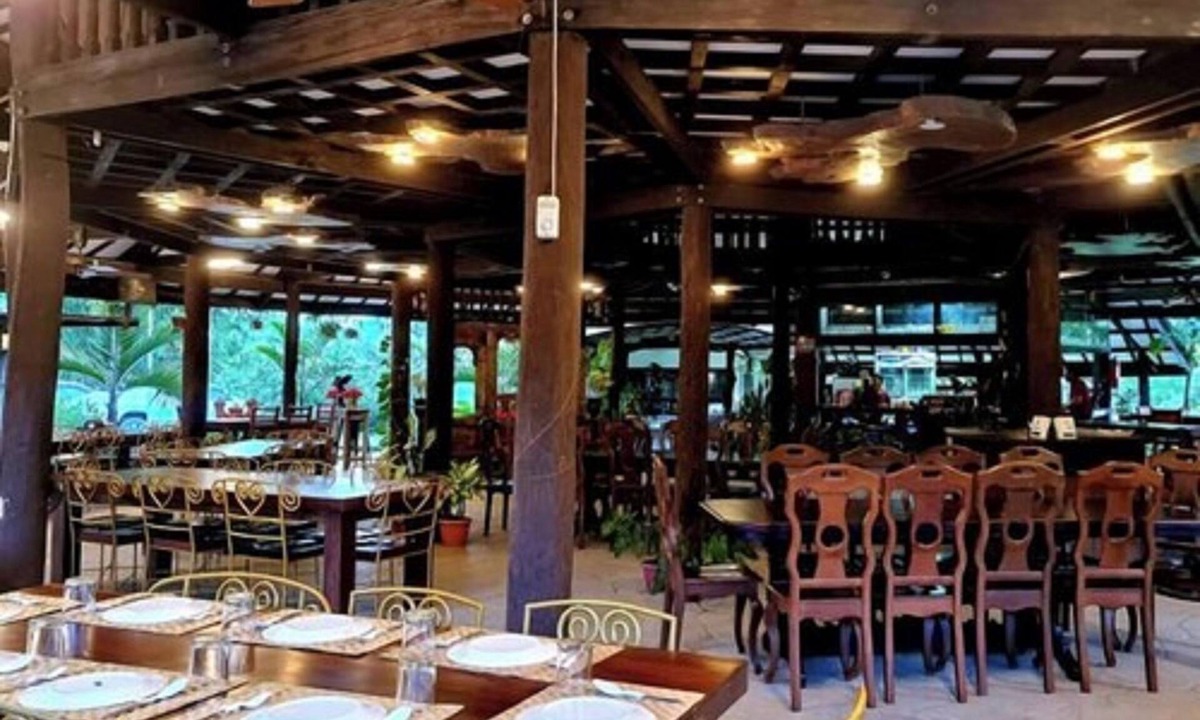 Babatngon Resort | Balay Ni Tatay Farm Resort by Cocotel