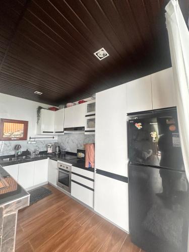 Batangas City Villa | Barney's Pointe Beach House, Batangas City