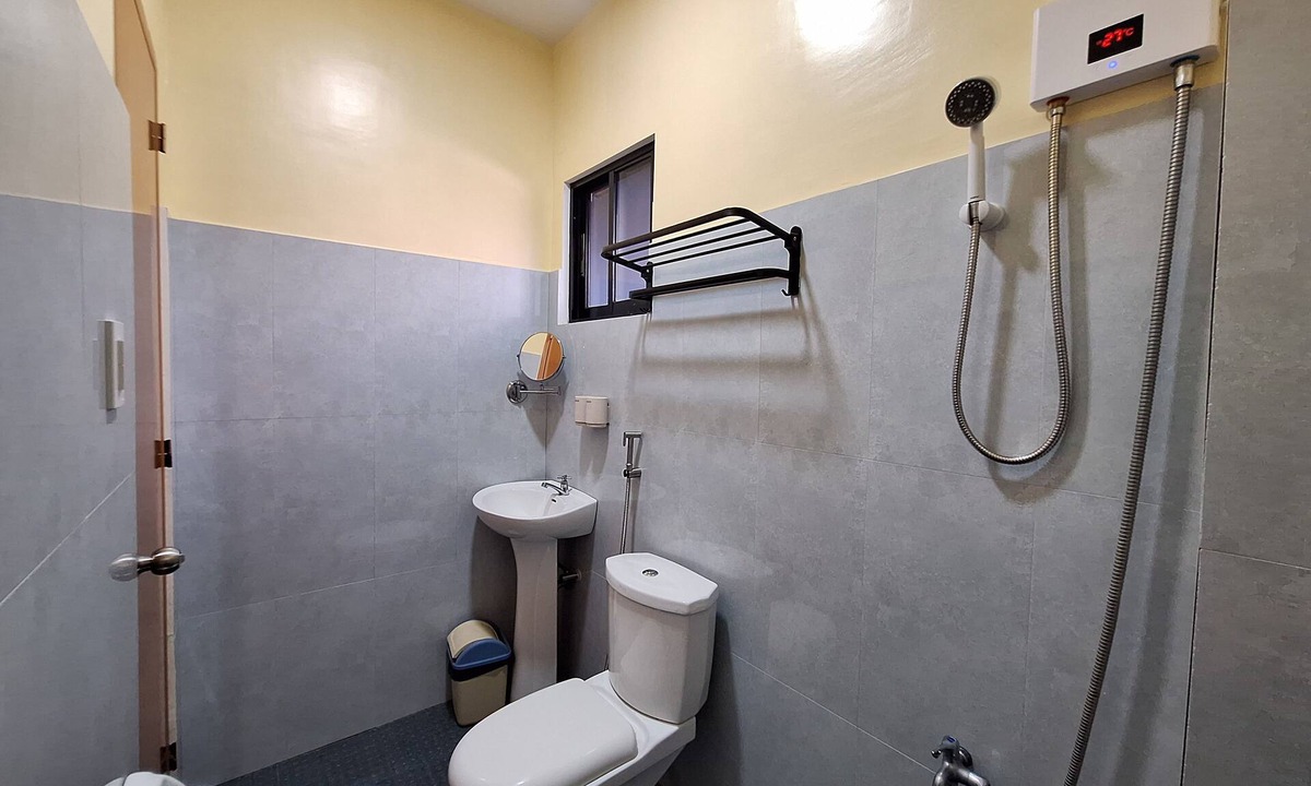 Santa Fe Hotel | Basilia Guest House - Cozy 1BDR with Bathroom