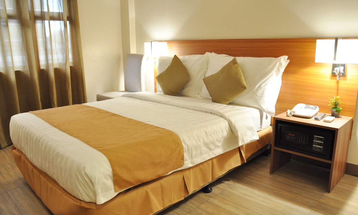 Calbayog Hotel | Baypark Inn
