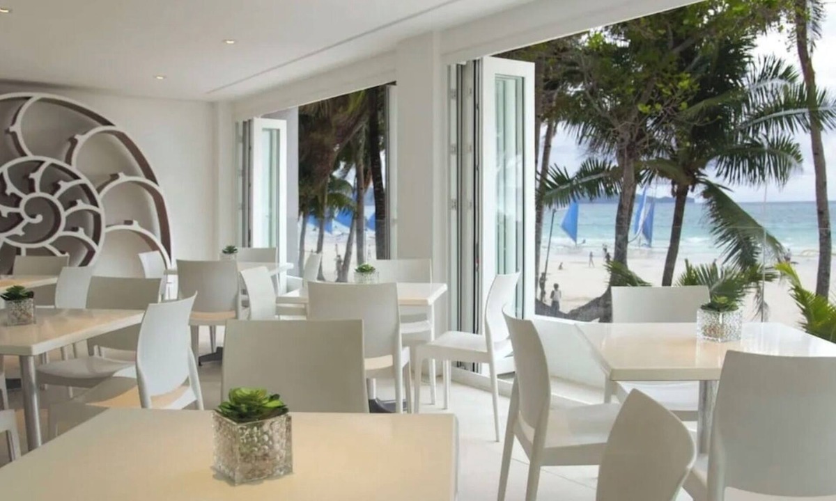 Boracay Island House | Beach front hotel