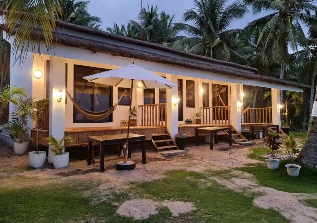 Pinamalayan Other | Beach Front Room