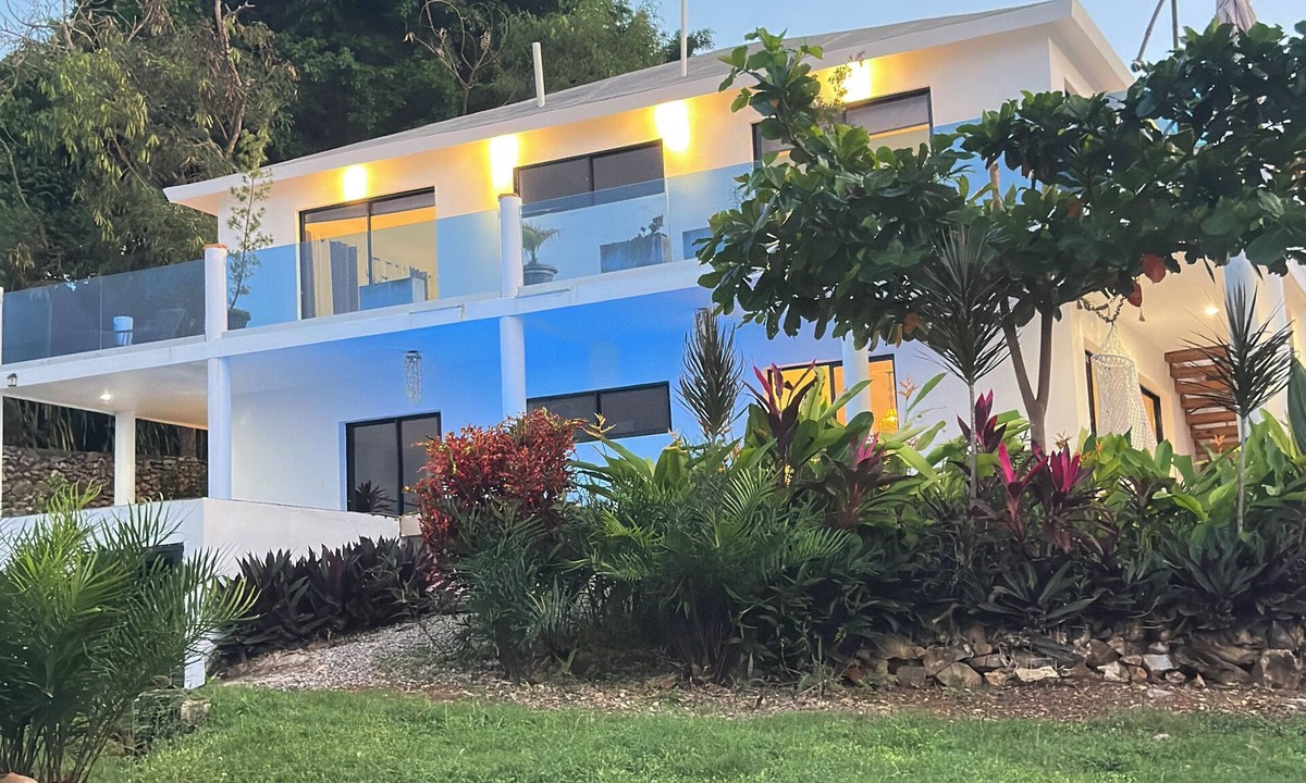 Las Galeras Villa | Beachfront villa in Samaná with private pool