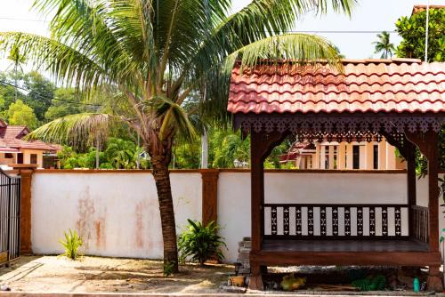 Kuala Terengganu House | Beachland Guesthouse