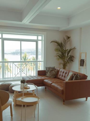 Nasugbu Apartment | Beachside Sunset Oasis at Canyon Cove