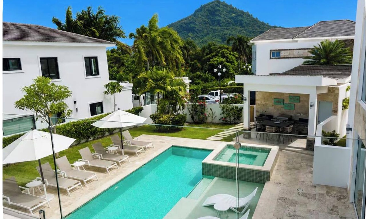 Los Brazos House | Beautiful Luxury Villa in VIP All Inclusive Resort