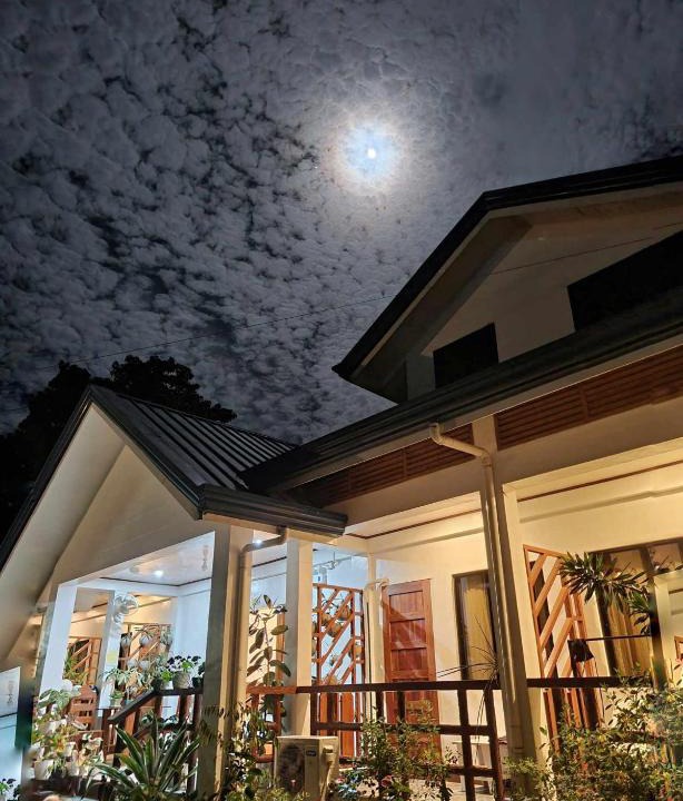 Coron House | Bella Vita Guest House