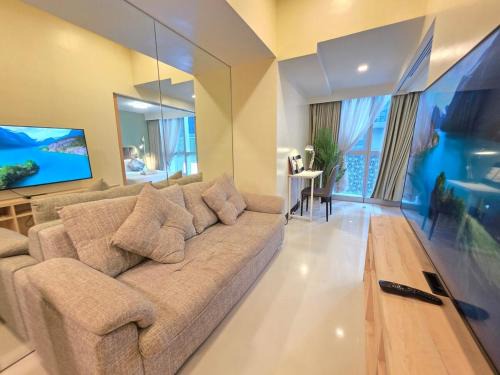 Bonifacio Global City Apartment | BGC Uptown Parksuites Cosy Hotel Vibe 1BR near Grand Hyatt Uptown Malls and St Lukes