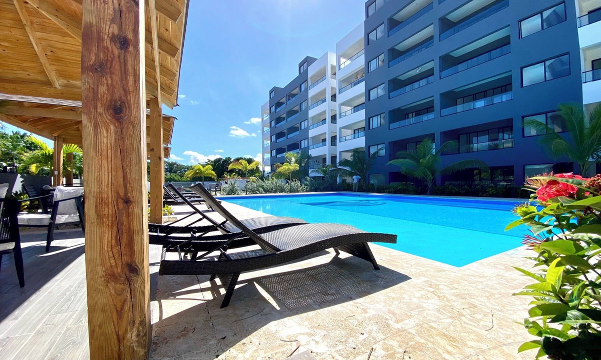 Playa Bibijagua Apartment | Bibijagua Beach and Pool life RD