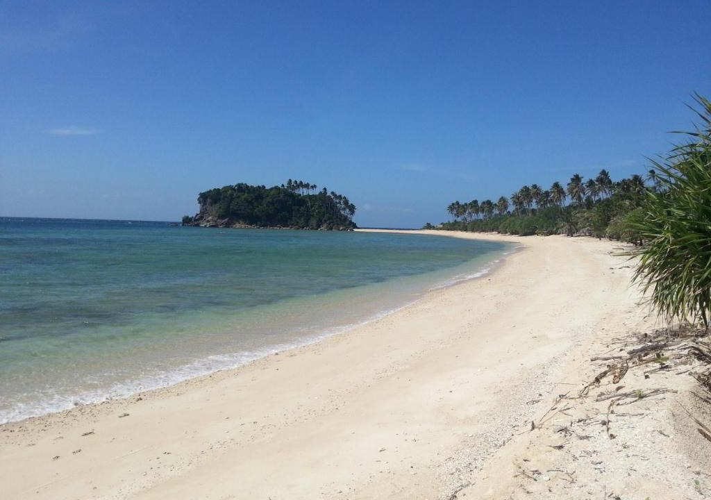 Ferrol Resort | Binucot Beach Resort