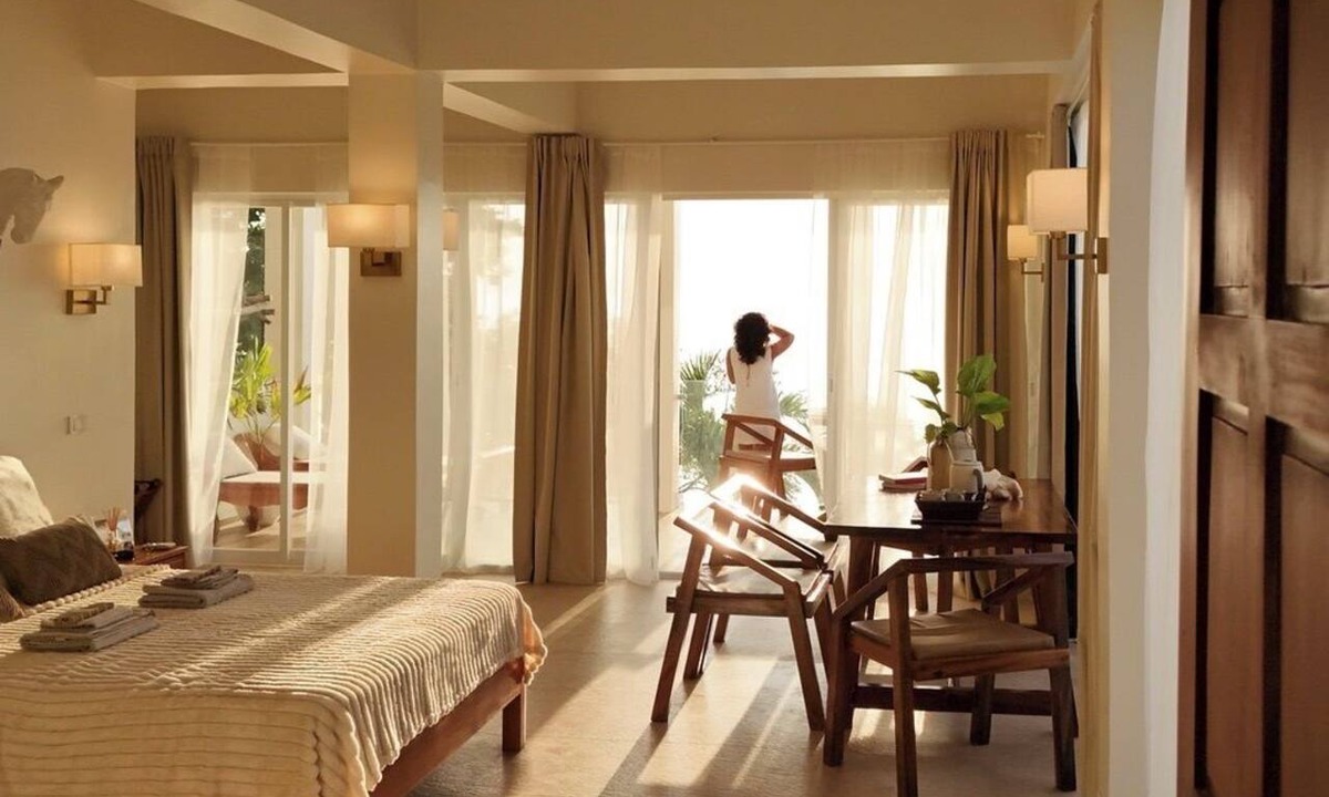 Ferrol Hotel | Binucot Pearl Boutique Resort