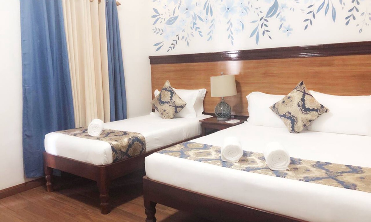 Coron Town Proper Hotel | Blue Waters Inn Coron