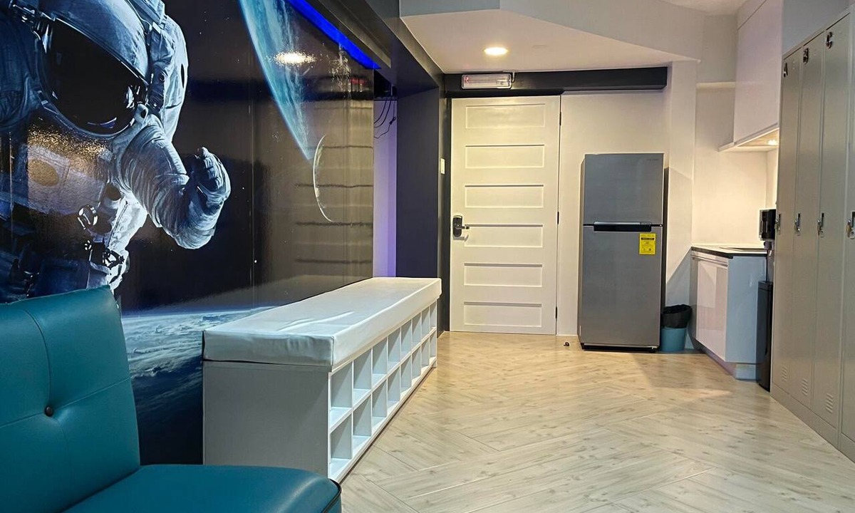 Lapu-Lapu Hotel | BMAX SPACEPODS