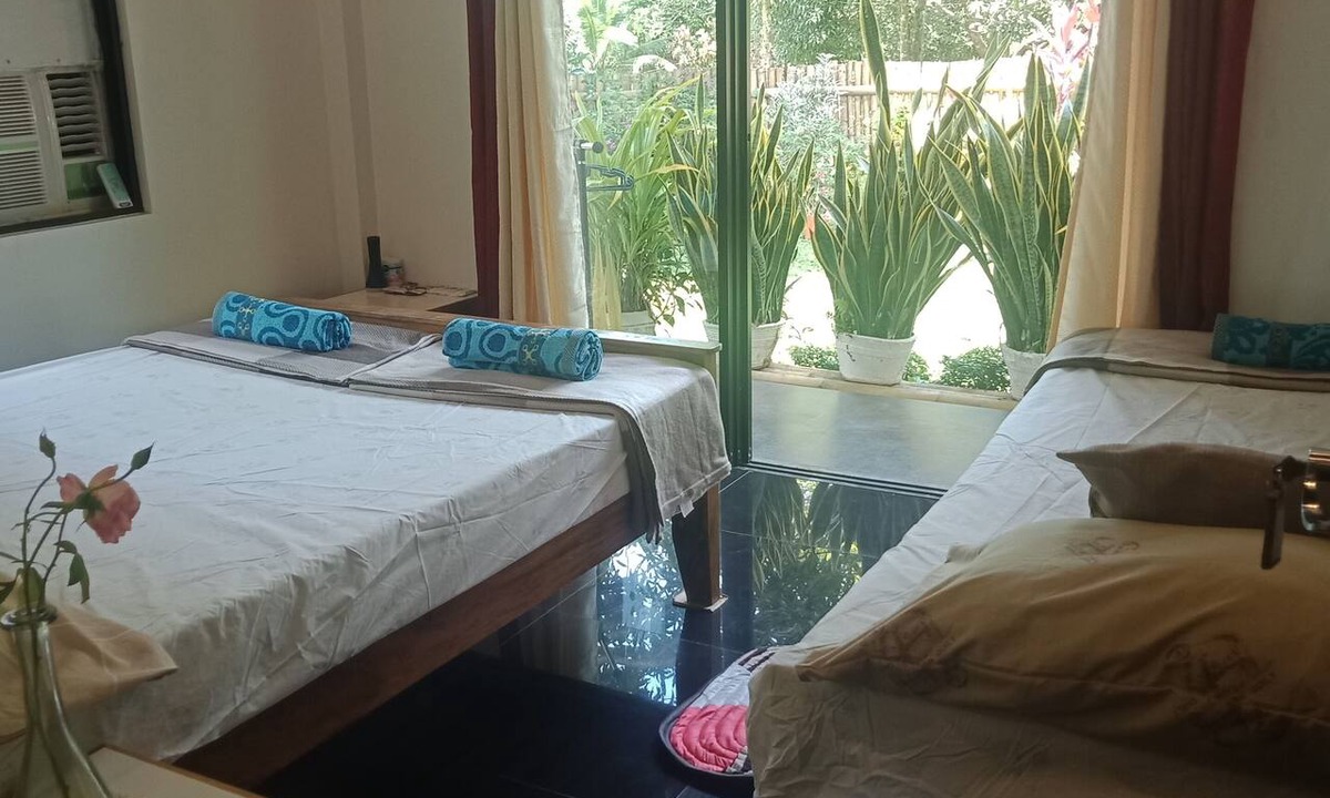 Candijay House | Bohol 3 Bedroom Villa