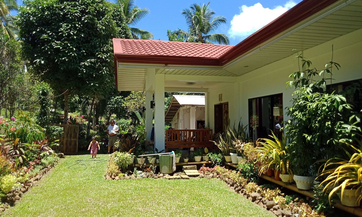 Candijay Bed & Breakfast | Bohol 3 Bedroom Villa