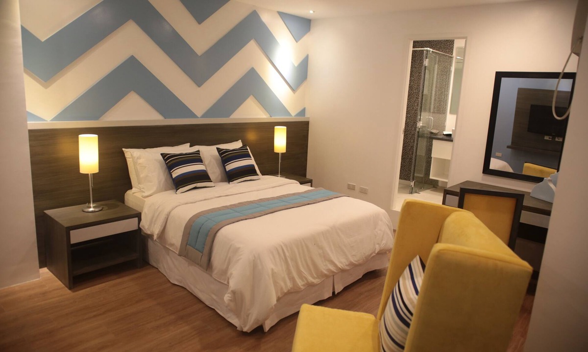 Palanan Hostel | Bryan Condominium Suites
