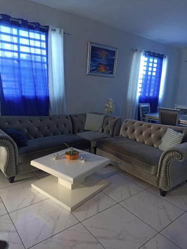 Bonao Apartment | Buen alojamiento, central and quiet location