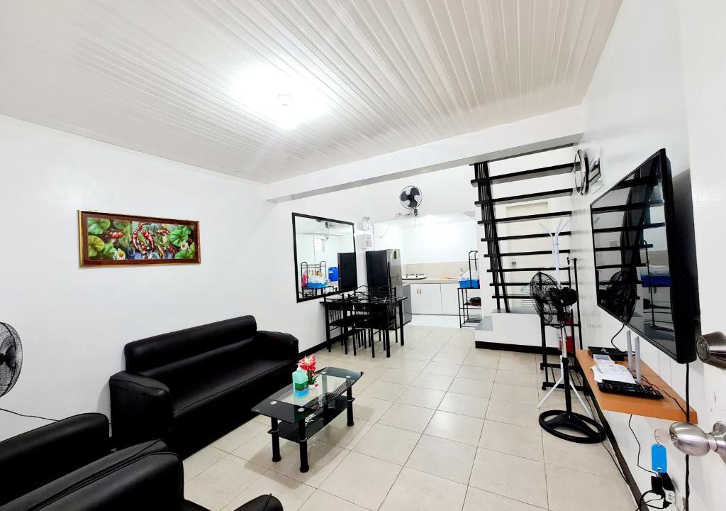 Calapan House | Calapan City Cheapest House Transient Guest Rental L39