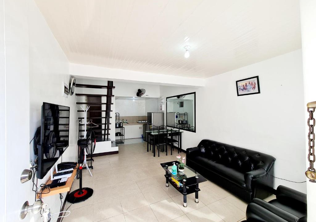 Calapan Apartment | Calapan City Guest House Transient in a Subdivision near Malls L41