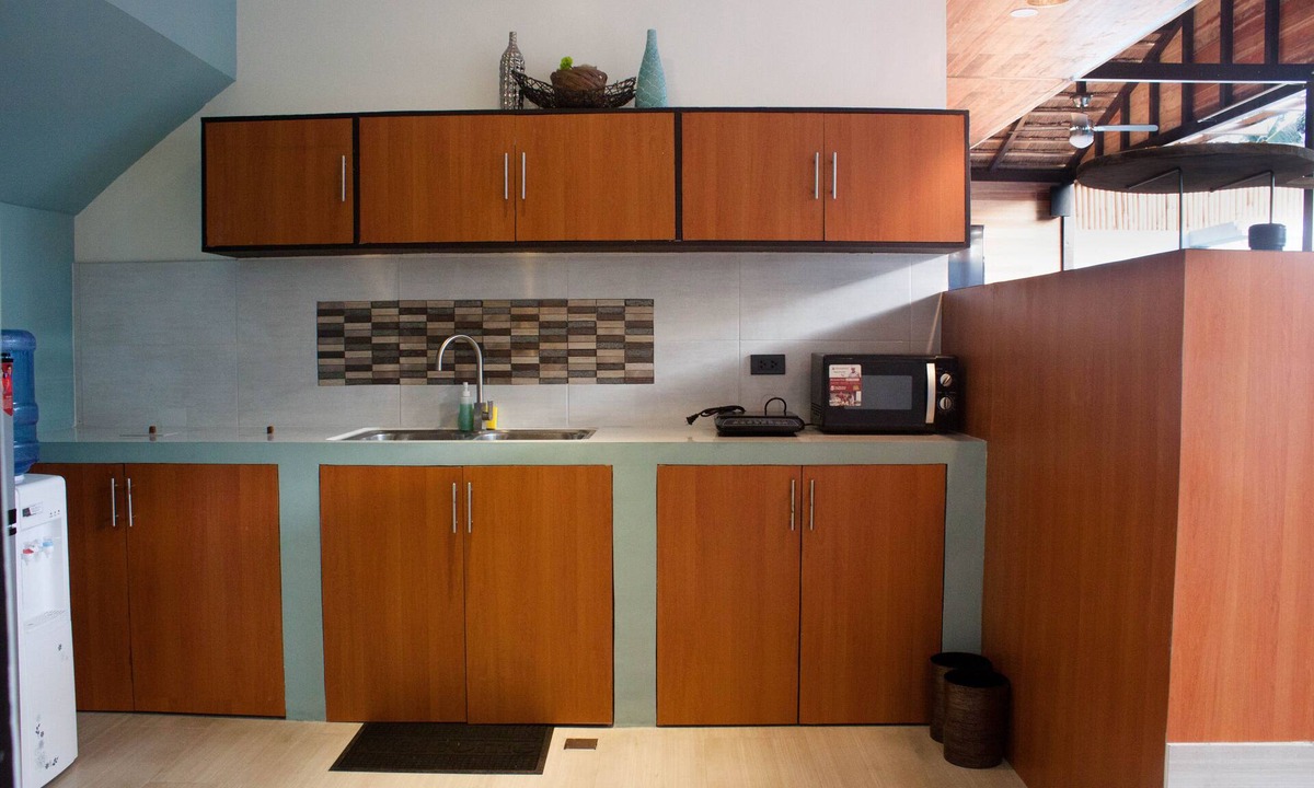 Pansol Villa | California Beach Casita