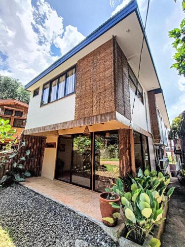 Cavinti Hostel | Camote's Lake Retreat