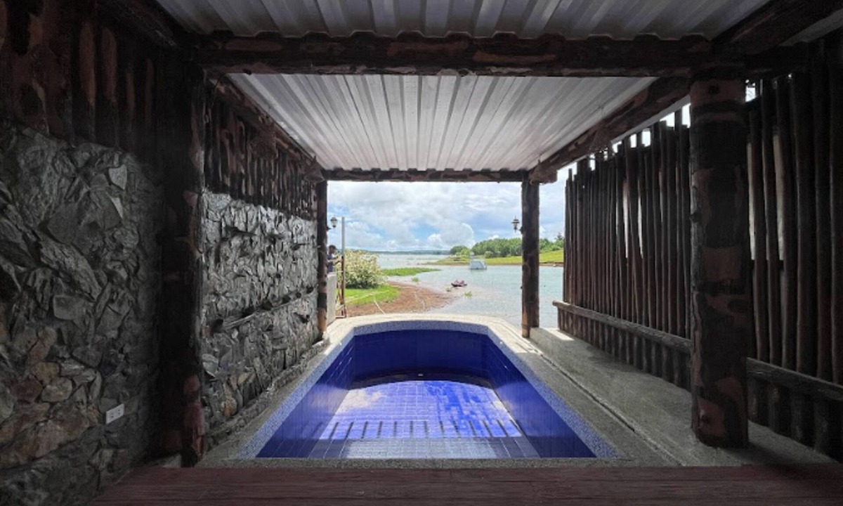 Cavinti House | Camotes Lake House