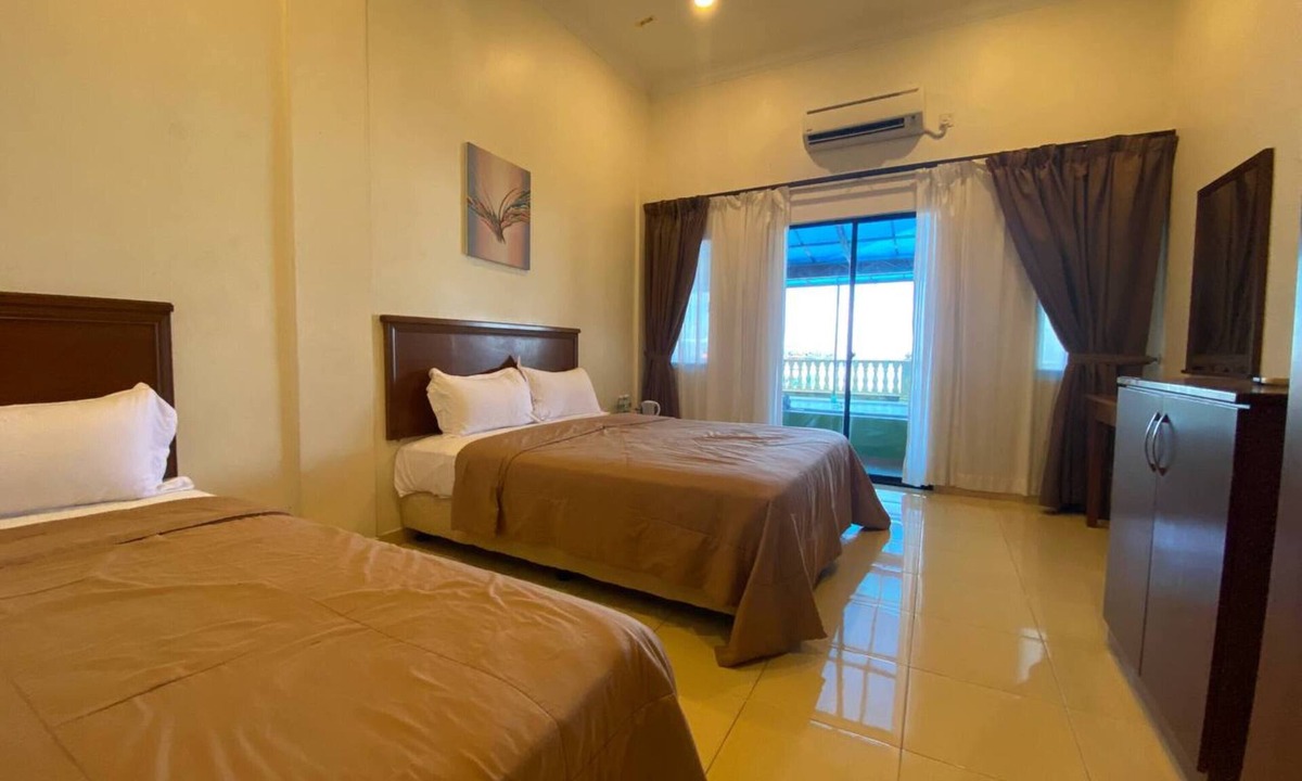 George Town Hotel | Capital O 91094 Hotel & Chalet Sportfishing
