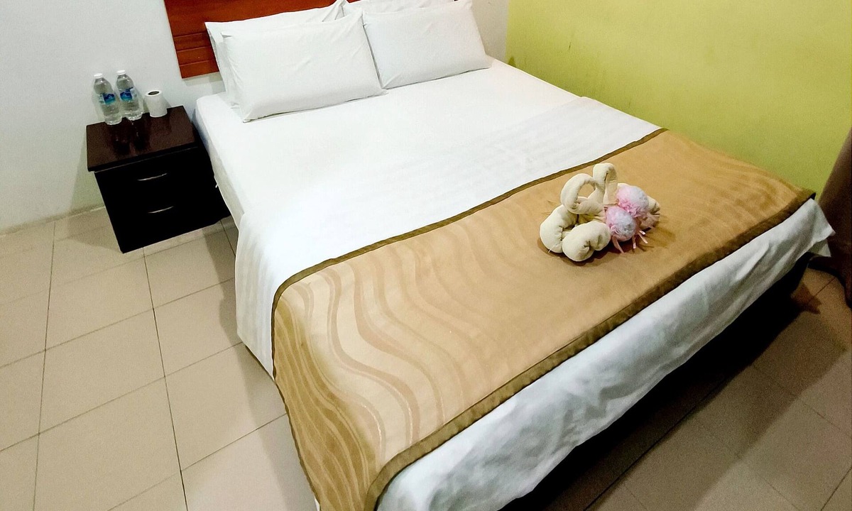 Baling Hotel | Capital O 91189 Chalet Asyuk Maju
