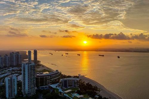 Gelang Patah Apartment | Carnelian Tower Hotel at Forestcity 4112 with WIFI