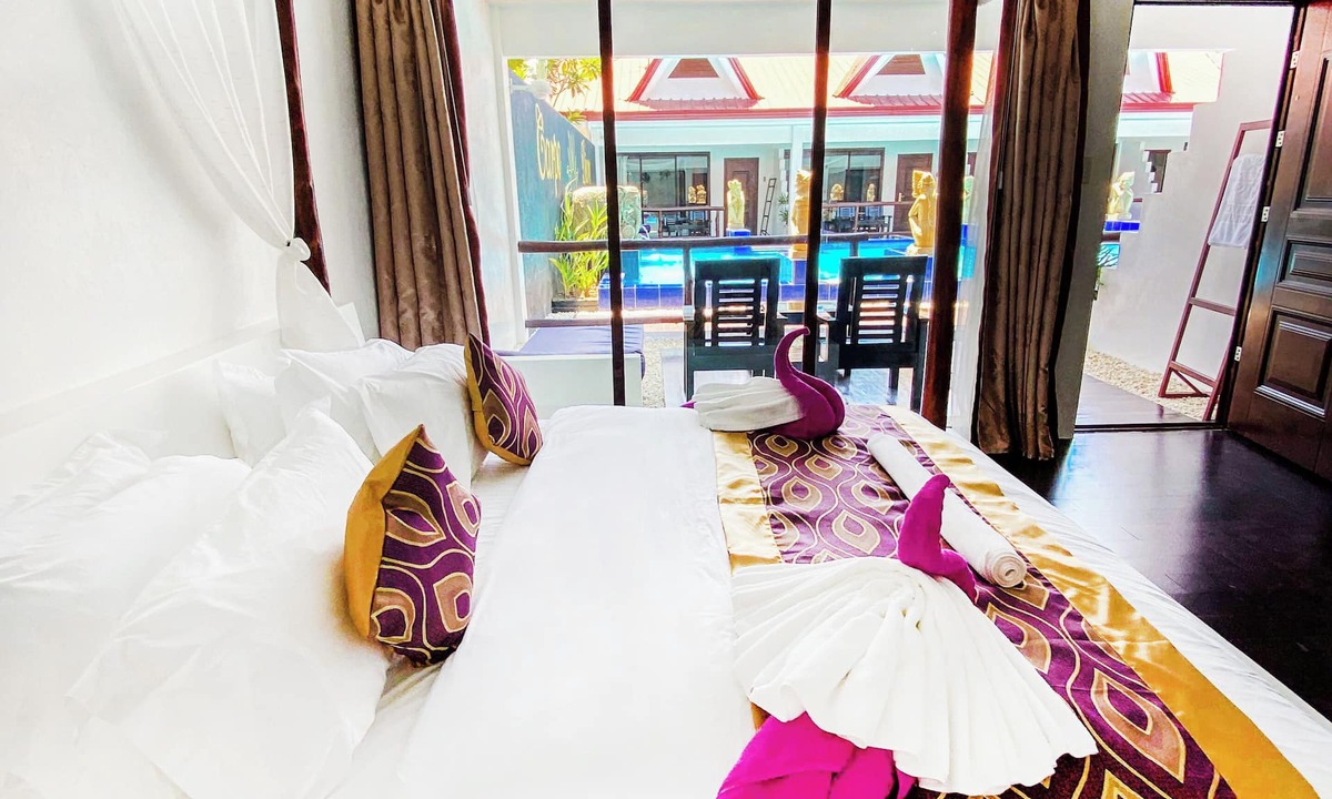 Puerto Princesa City Centre Hotel | Carpe Diem Villas & Resort