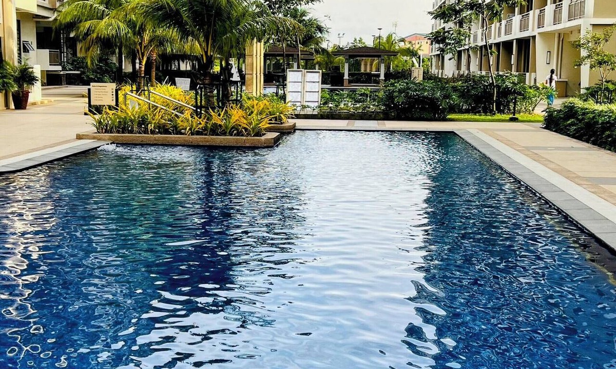 Paranaque Condo | Casa Andres - Resort Style Condo in Paranaque near airport w/FAST WIFI